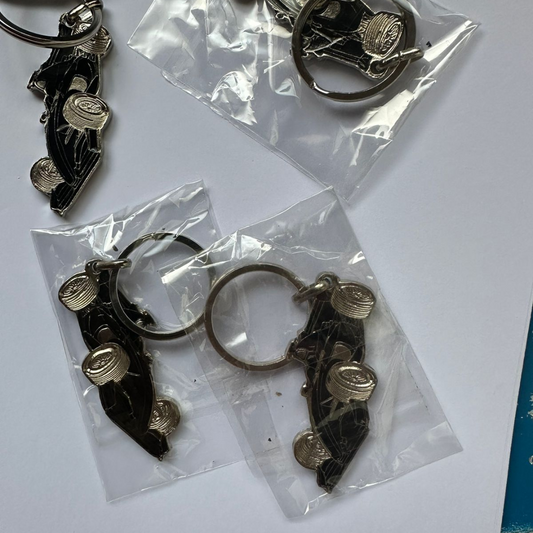 4 Key chain